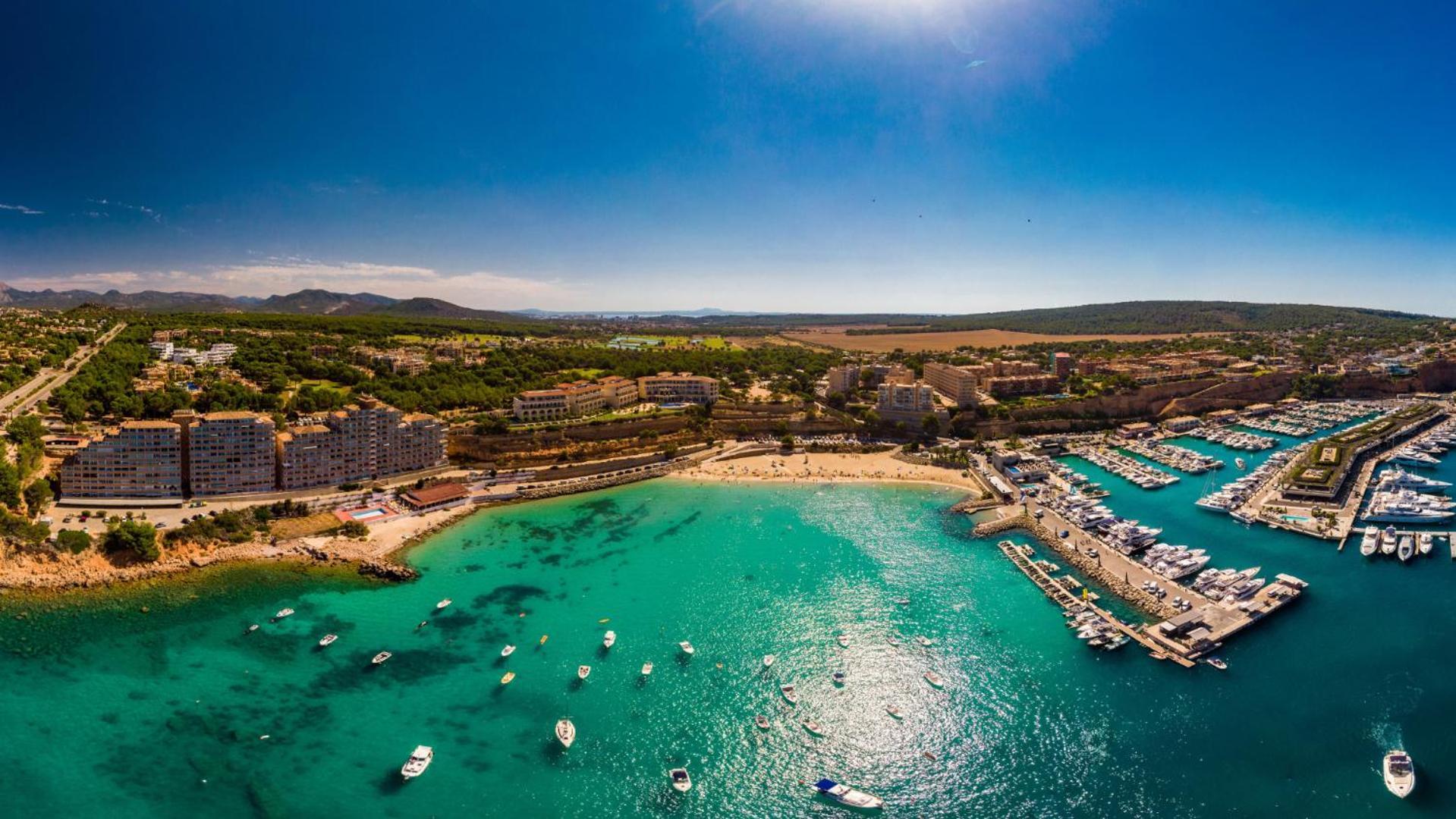 Exclusive Seafront Villa,private Pool,gym,bbq Villa